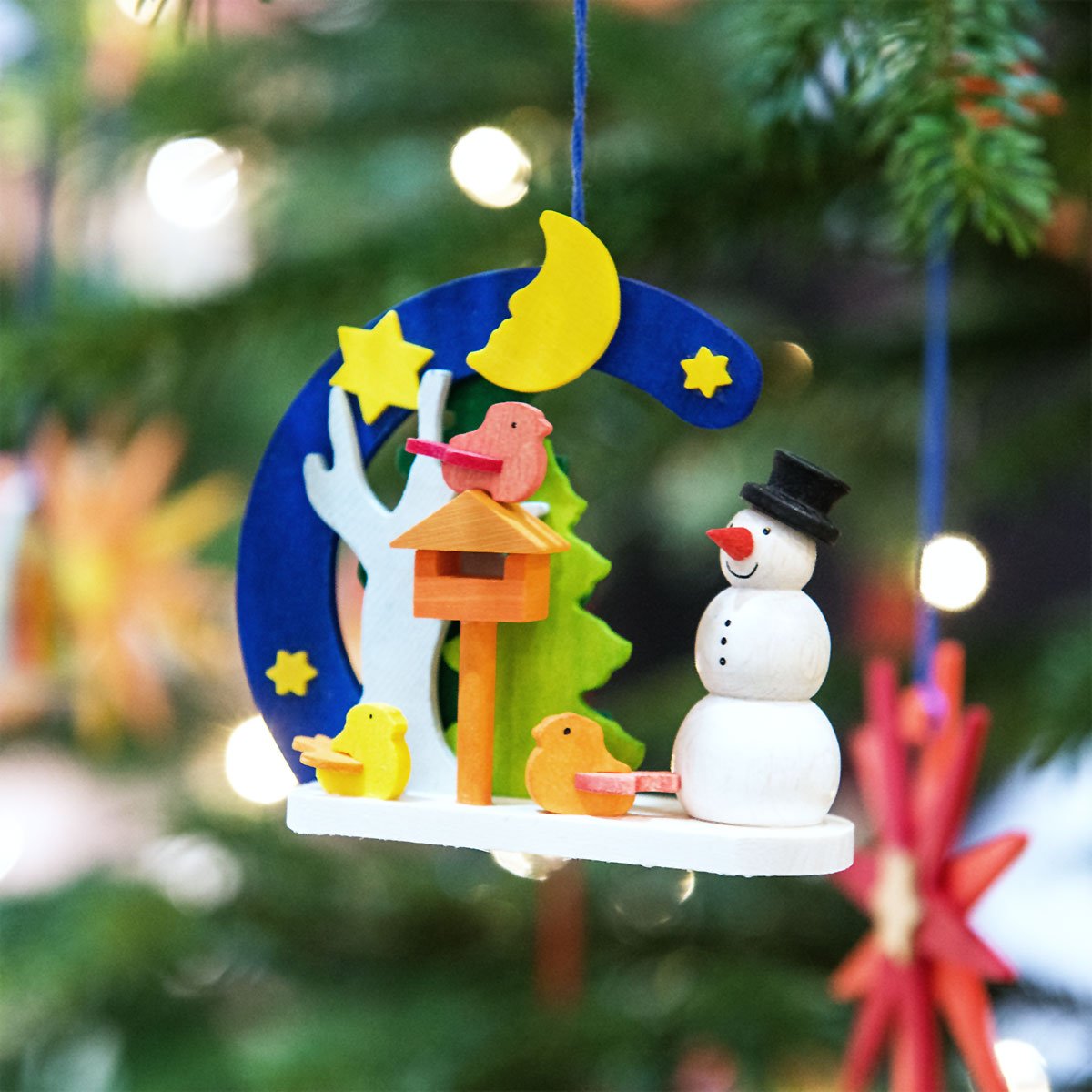 Snowman Arch - Feeding birds - Christmas tree decoration