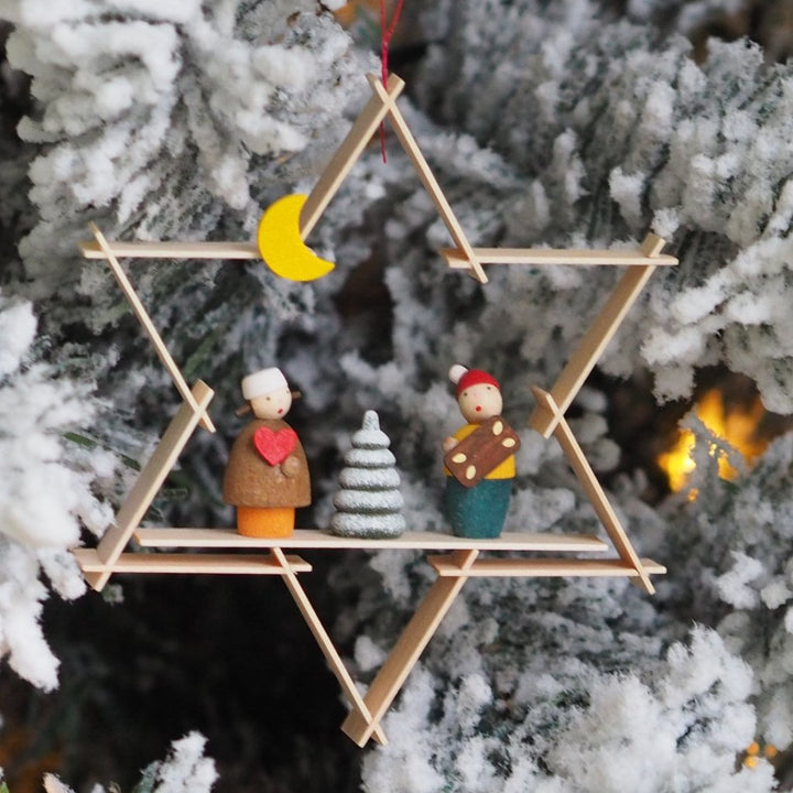 A Superstar Pair of Gingerbread Children - Christmas tree decoration